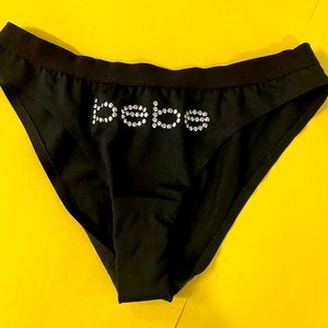 Small/xsmall Bebe panties never worn